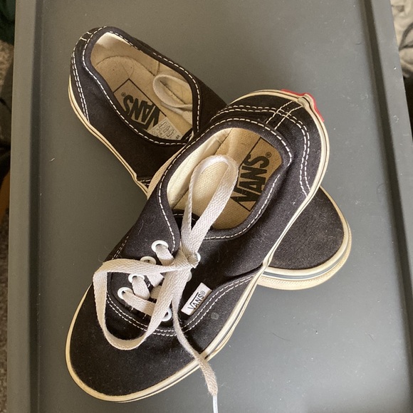 Vans shoes - Picture 3 of 3